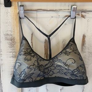 NWOT Lululemon Live In Lace Bralette